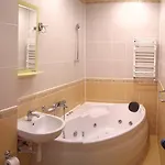 Park Apartment
